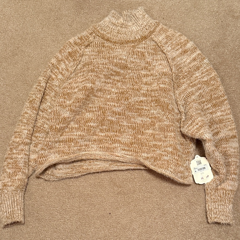 NWT  Altard state Cozy Tan Sweater